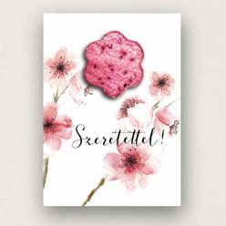 Sakura cseresznyevirág mintás ültethető képeslap Szeretettel felirattal és levehető pink virág alakú magbonbonnal.